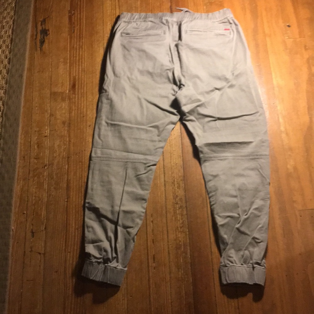 Desert tan bullhead joggers
